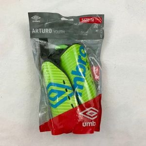 NEW Umbro Arturo Soccer Shin Guards Green Youth M